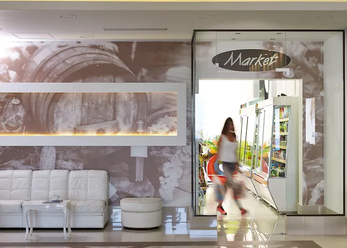 Epsilon Aparthotel 4*