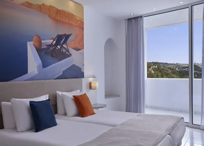 Aparthotel Epsilon 4*