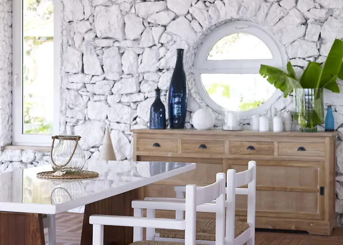 Epsilon Aparthotel 4*