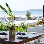 Epsilon Aparthotel