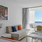 Aparthotel Epsilon 4*