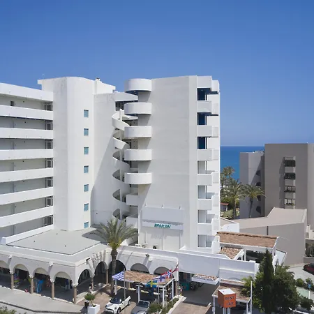 Epsilon 公寓式酒店 4*