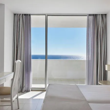 Hotel apartamentowy Epsilon