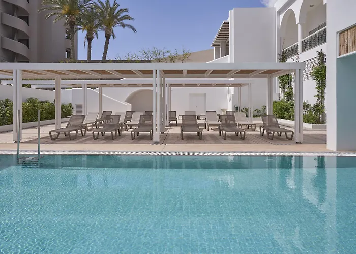 Epsilon فاليراكي