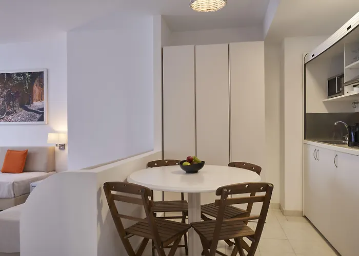 Epsilon فاليراكي