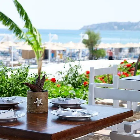 Epsilon Apart Otel 4*