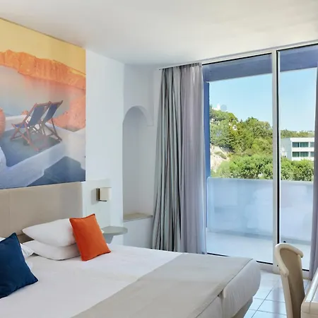 Epsilon Apart Otel 4*